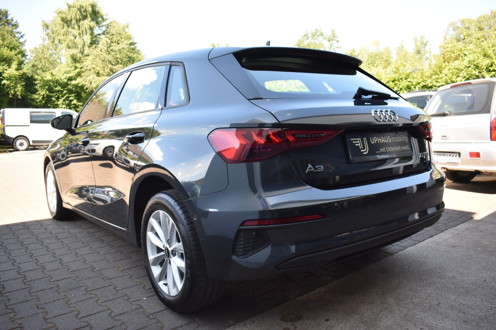 Audi A3 Sportback 30 TFSI S-Tronic - Samsaru's Car Outlet