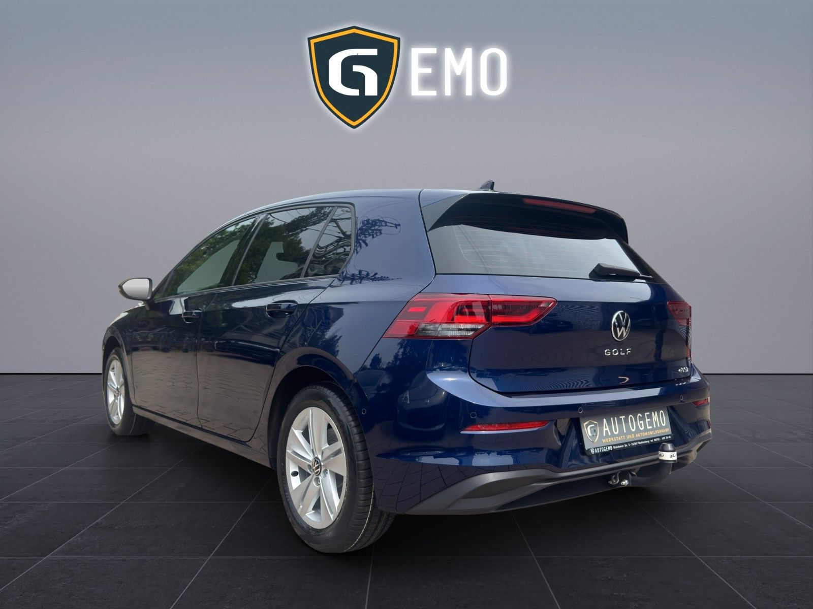 Volkswagen Golf VIII Life eTSI - Samsaru's Car Outlet