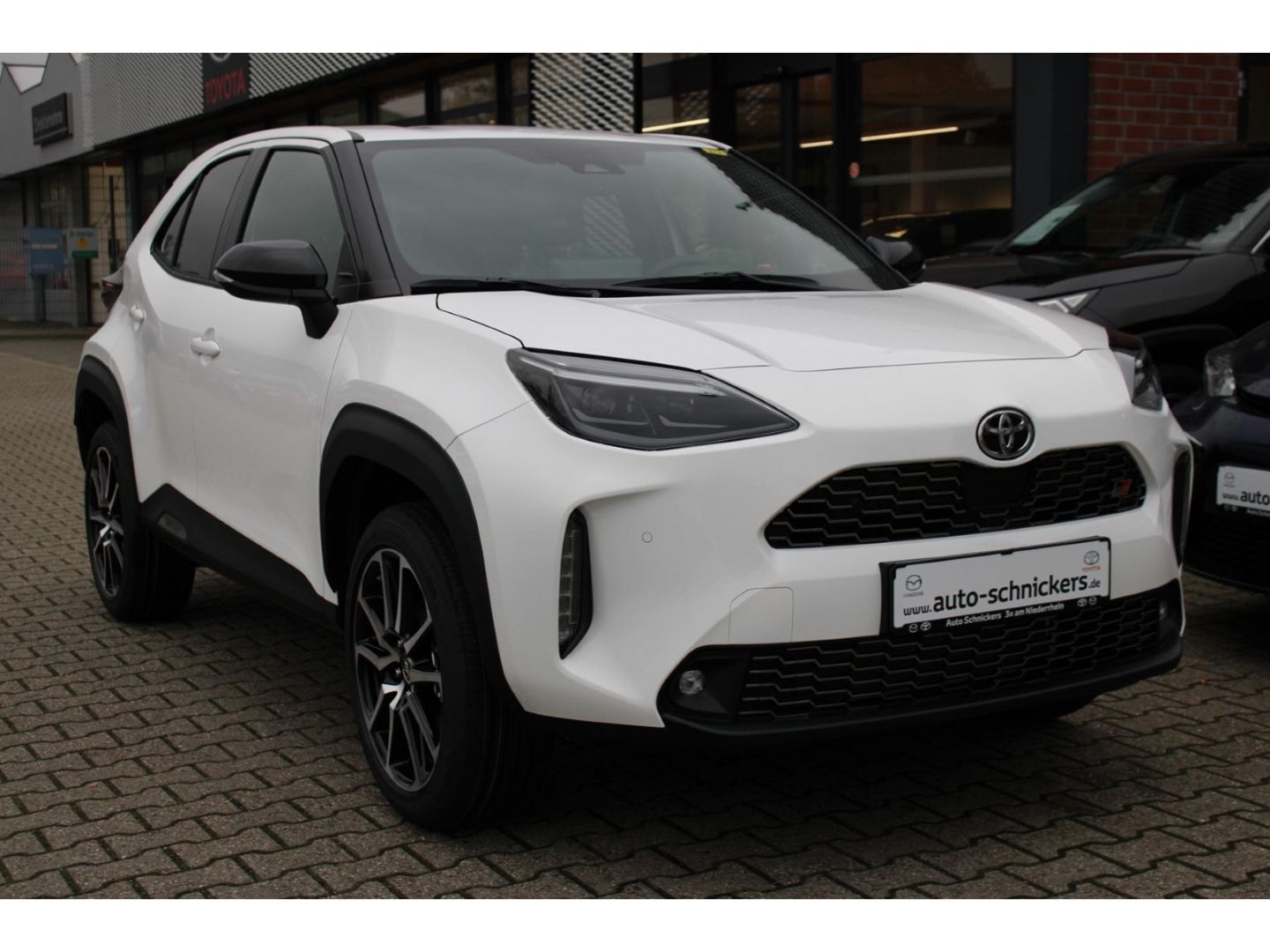Toyota Yaris Cross GR-SPORT+ADVANCED-P+CARPLAY+GJ-RÄDER