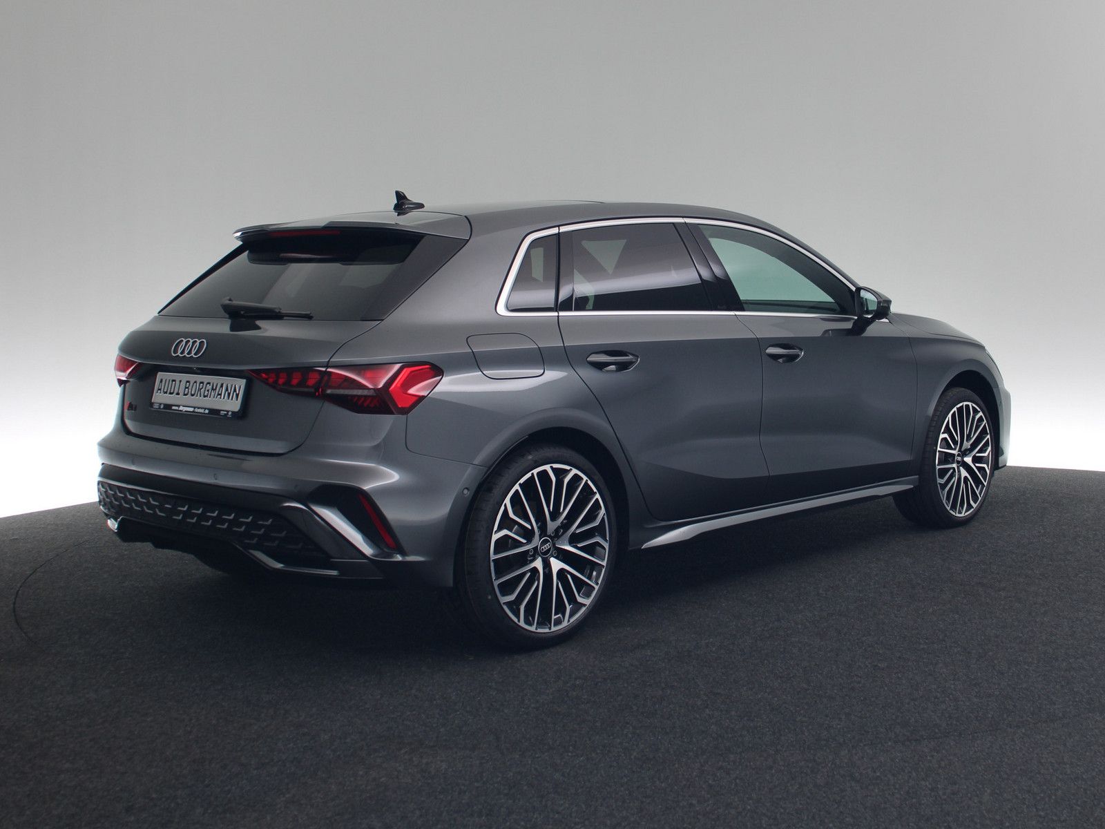Audi A3 Sportback 35 TFSI S line - Samsaru's Car Outlet