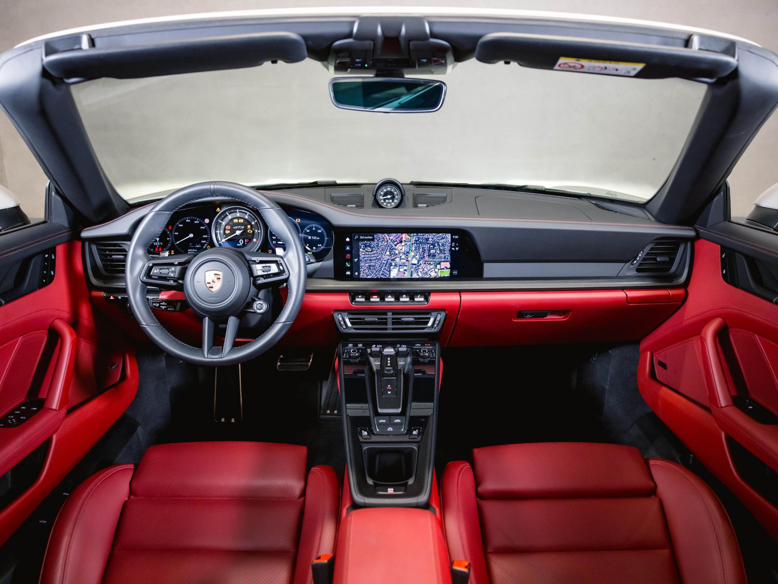 Porsche 911 Carrera 4 GTS Liftsystem BOSE Sportsitze