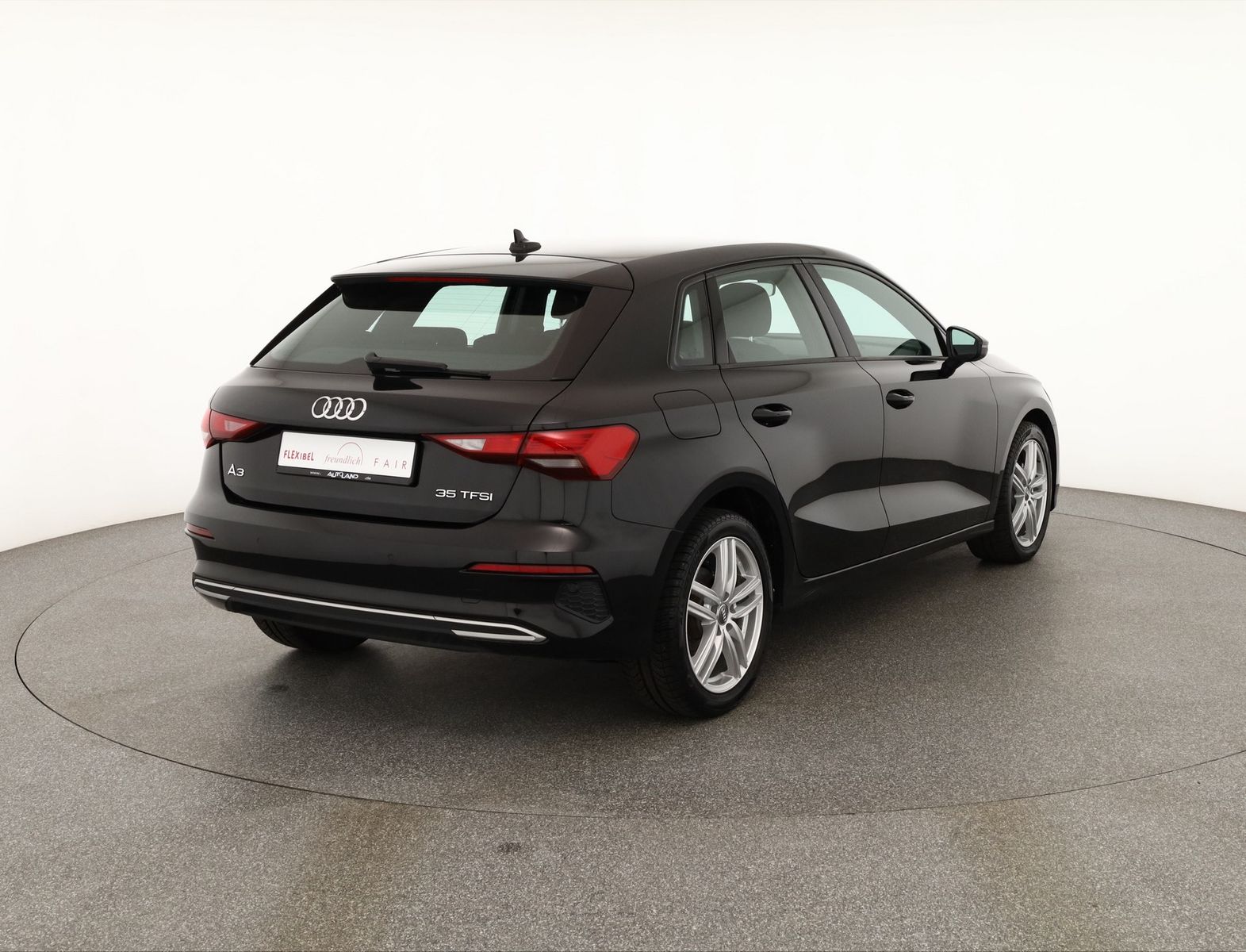 Audi A3 Sportback 35 TFSI S-Tronic - Samsaru's Car Outlet