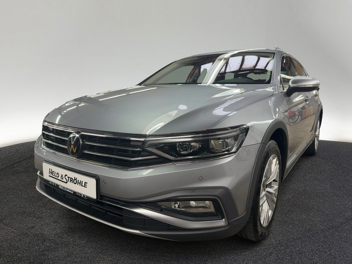 Volkswagen Passat Alltrack 2.0 TDI DSG 4M IQ AHK NAVI R-KAM