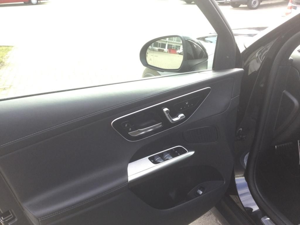 Mercedes-Benz GLC 200 4MATIC AMG - Samsaru's Car Outlet