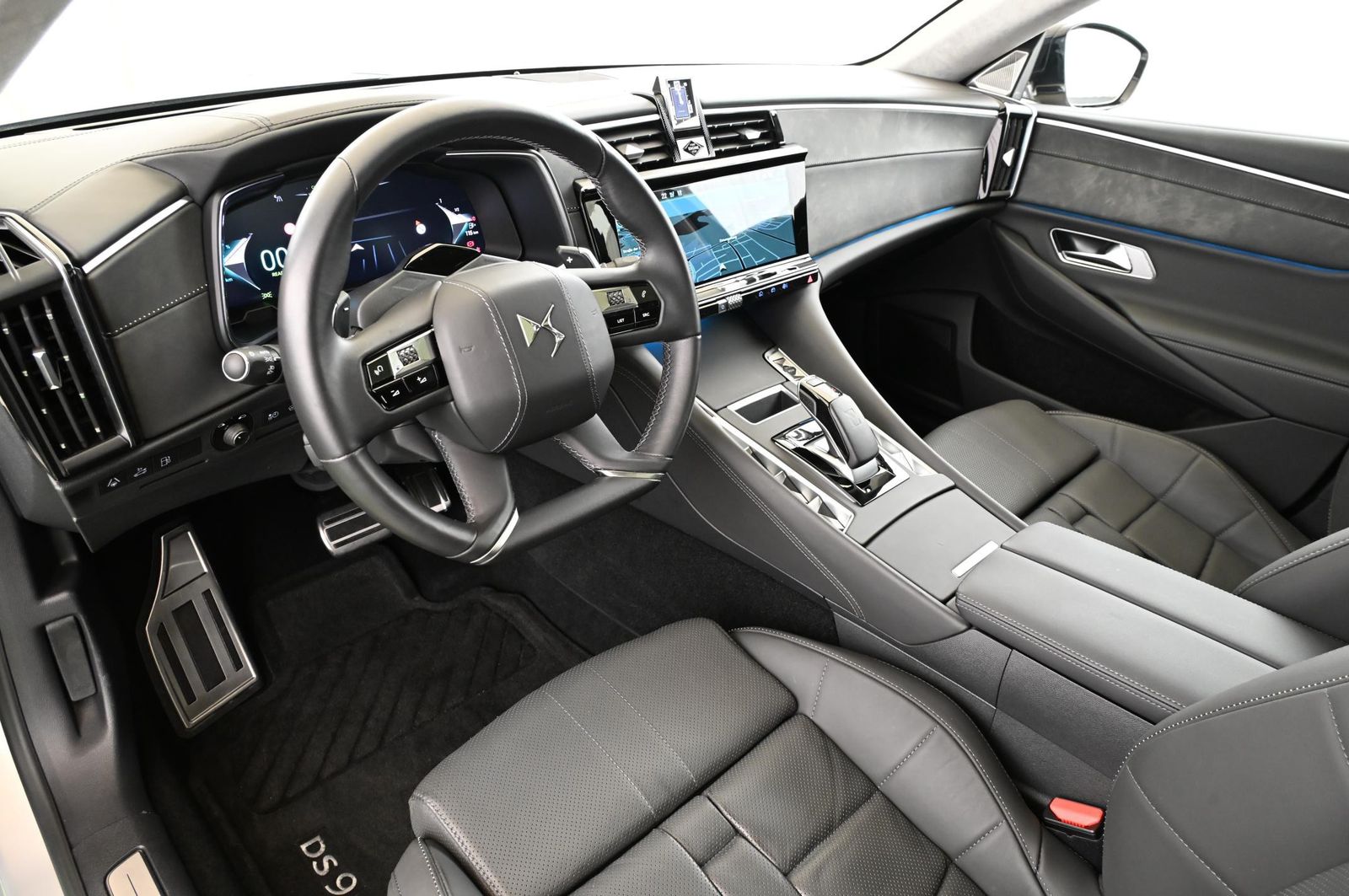 DS Automobiles DS9 1.6 E-Tense 250 OPERA UVP 74.000 EUR