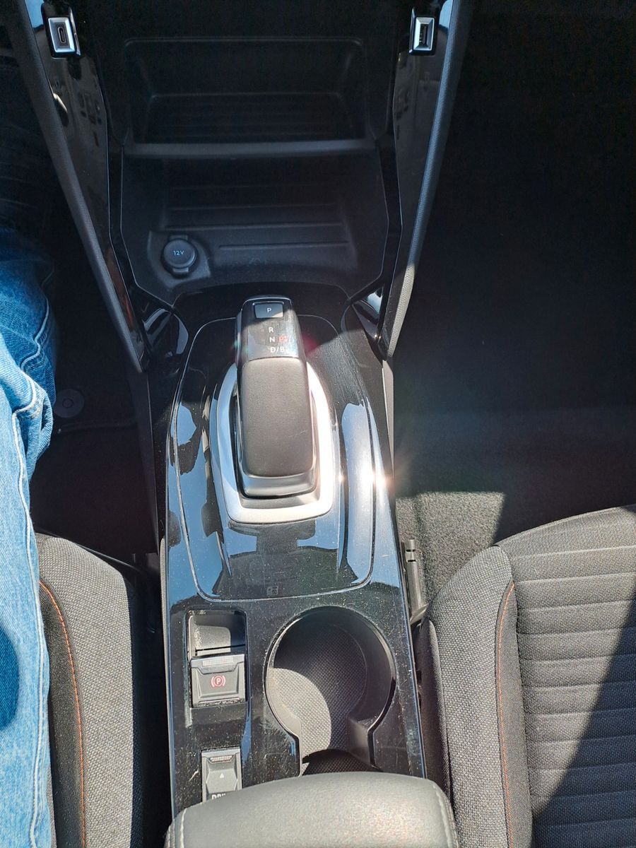 Peugeot e-2008 Activepack - Samsaru's Car Outlet