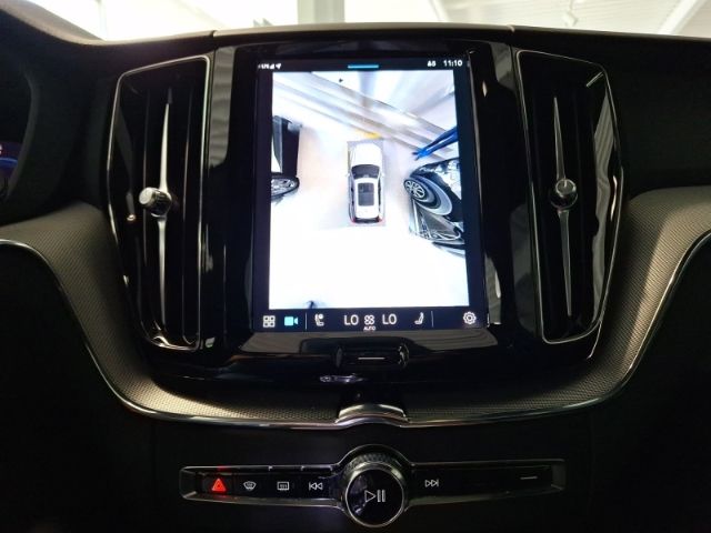 Volvo XC60 B4 Diesel Plus Dark - Samsaru's Car Outlet