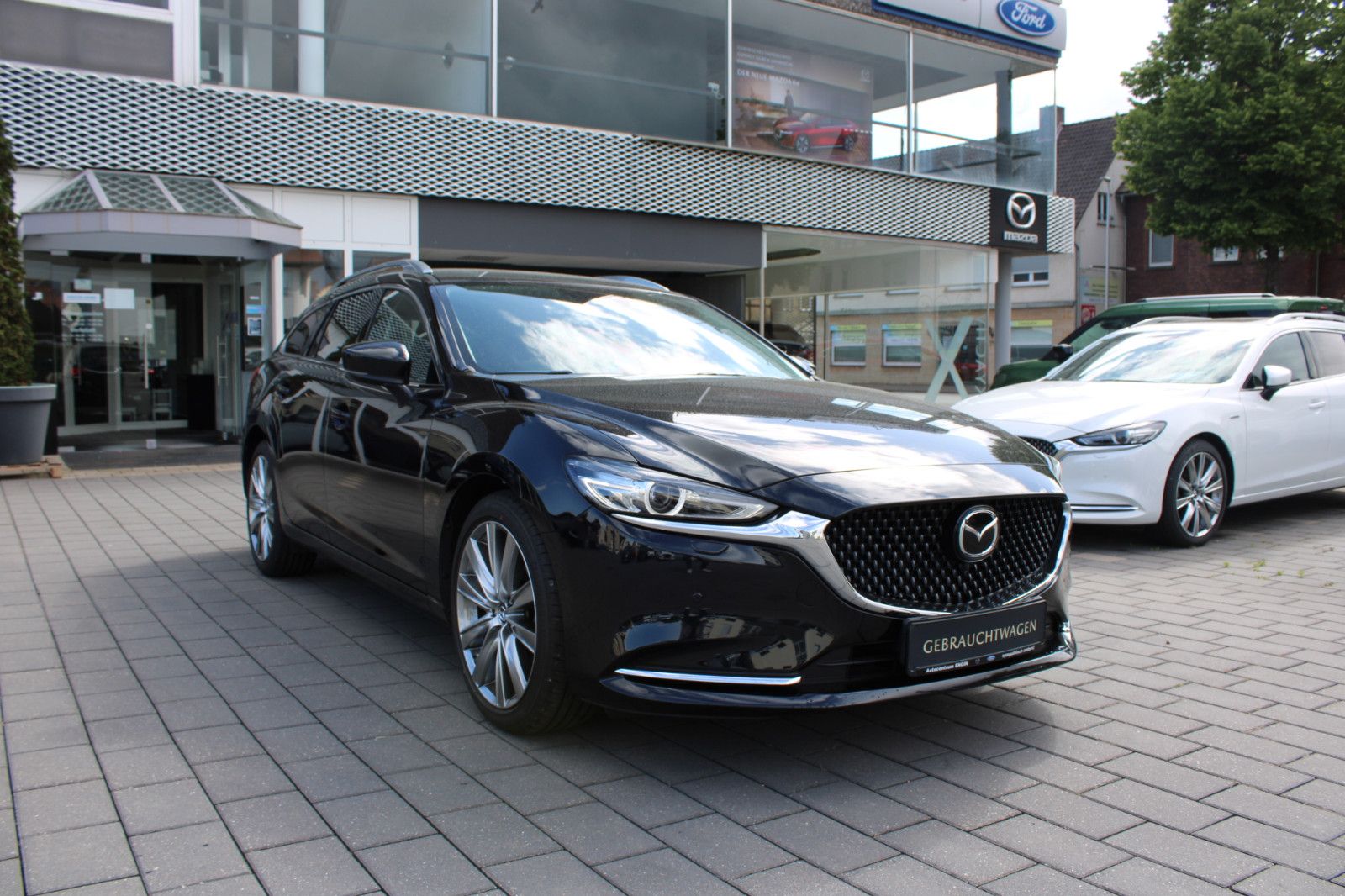 Mazda 6 Kombi Exclusive*LEDER*360*HUD*BOSE*MATRIX-LED