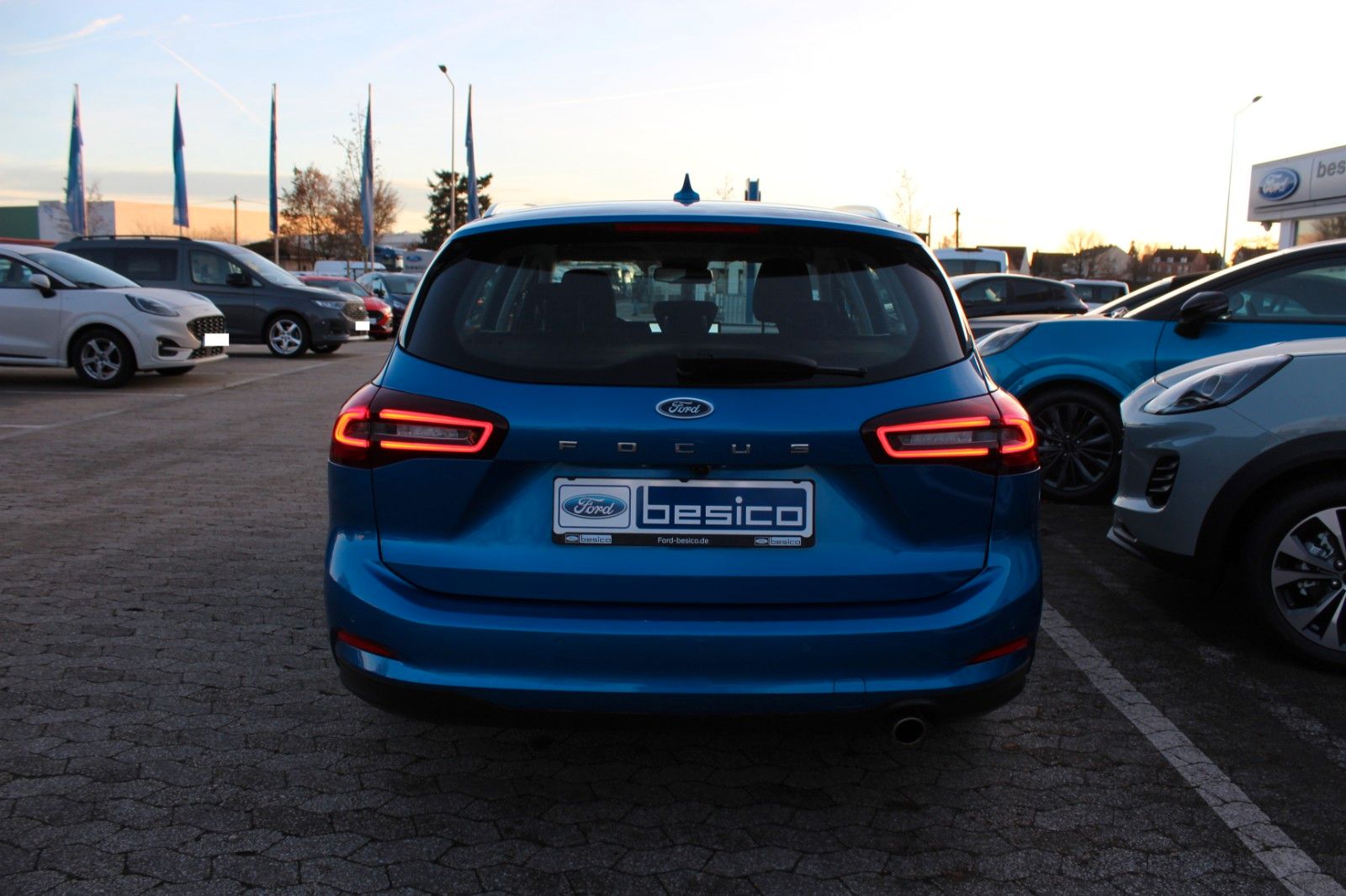 Ford Focus Titanium Turnier 1,0EcoBoost*Automatik*AHK