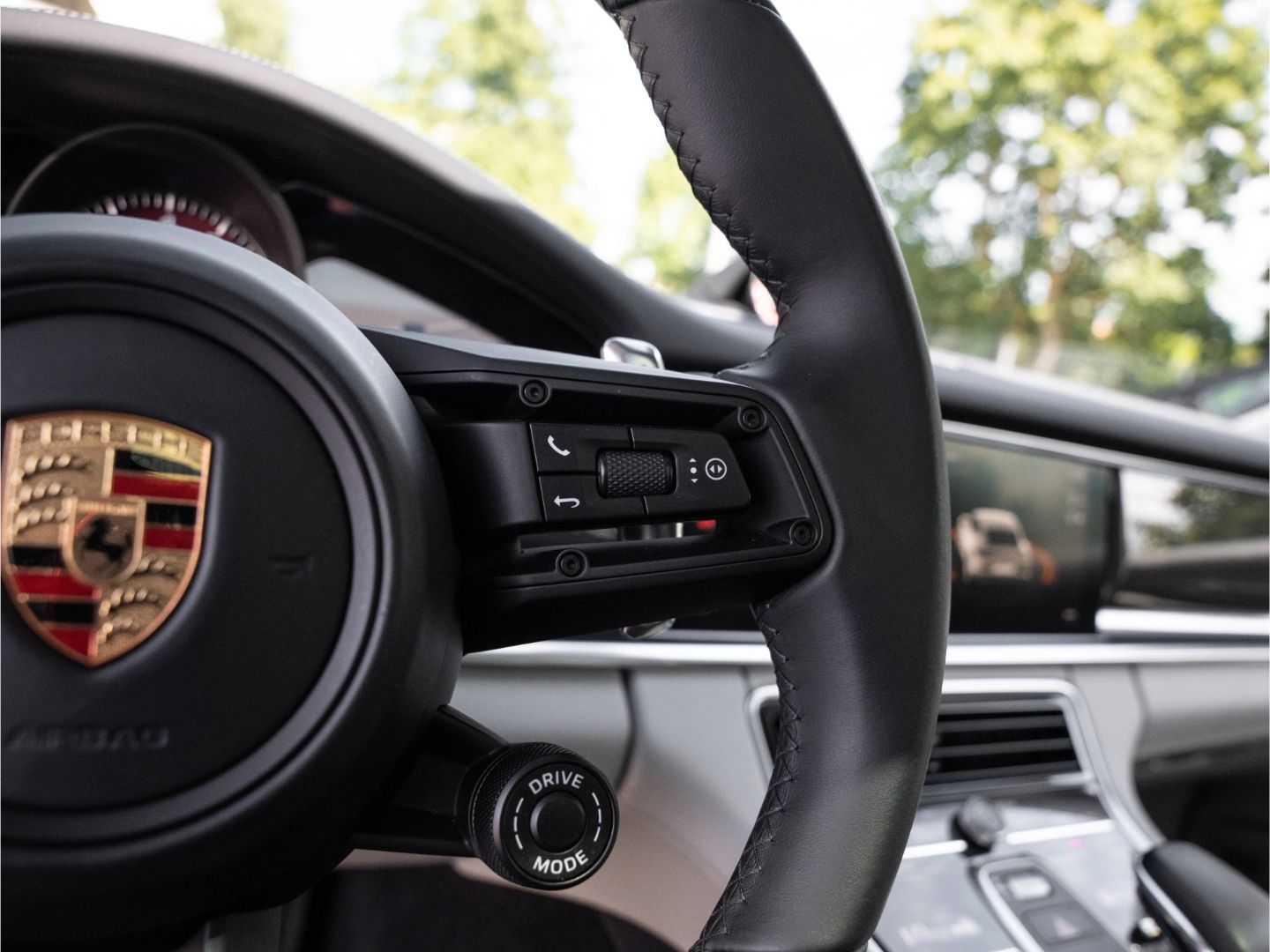 Porsche Panamera 4S Executive Sport Chrono Paket 21-Zoll