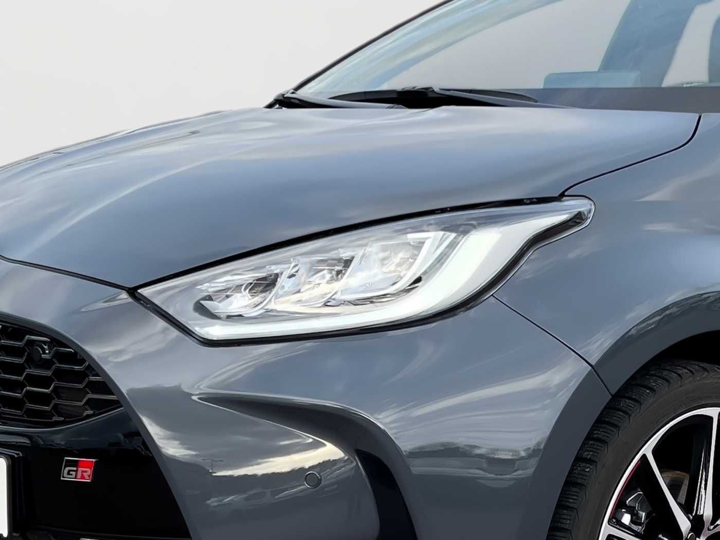 Toyota Yaris 1.5 Hybrid GR Sport LED KAMERA