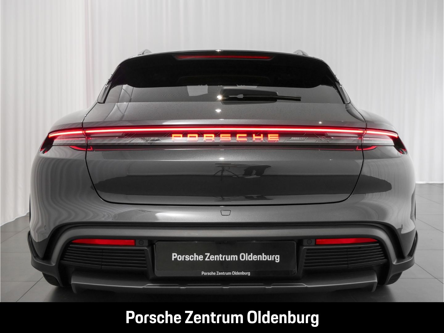 Porsche Taycan 4 Cross Turismo Pano HuD BOSE HuD InnoDri
