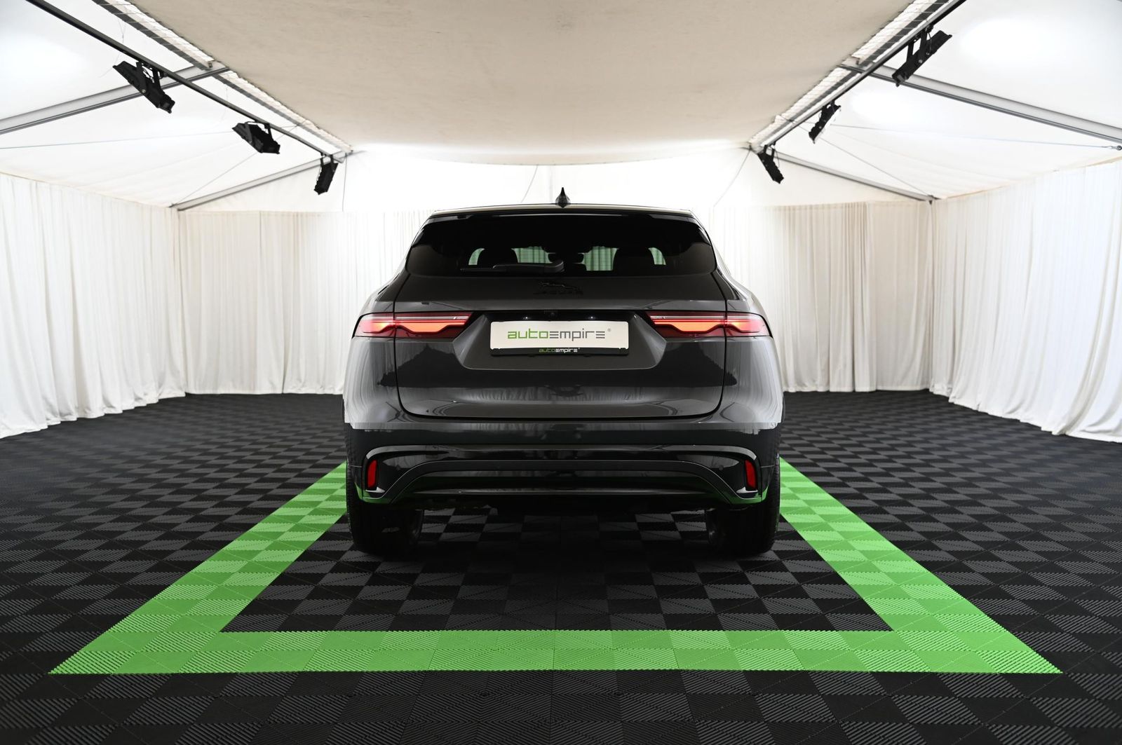 Jaguar F-Pace D200 AWD R-Dynamic SE NAVI/PANO/ACC/20