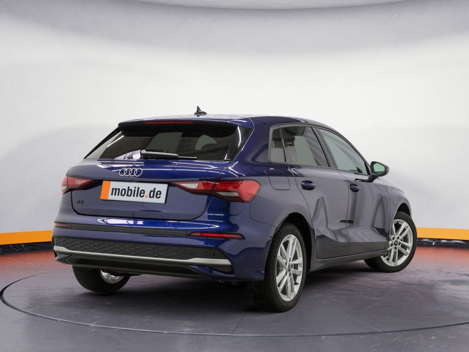 Audi A3 Sportback 35 TFSI ADVANCED - Samsaru's Car Outlet
