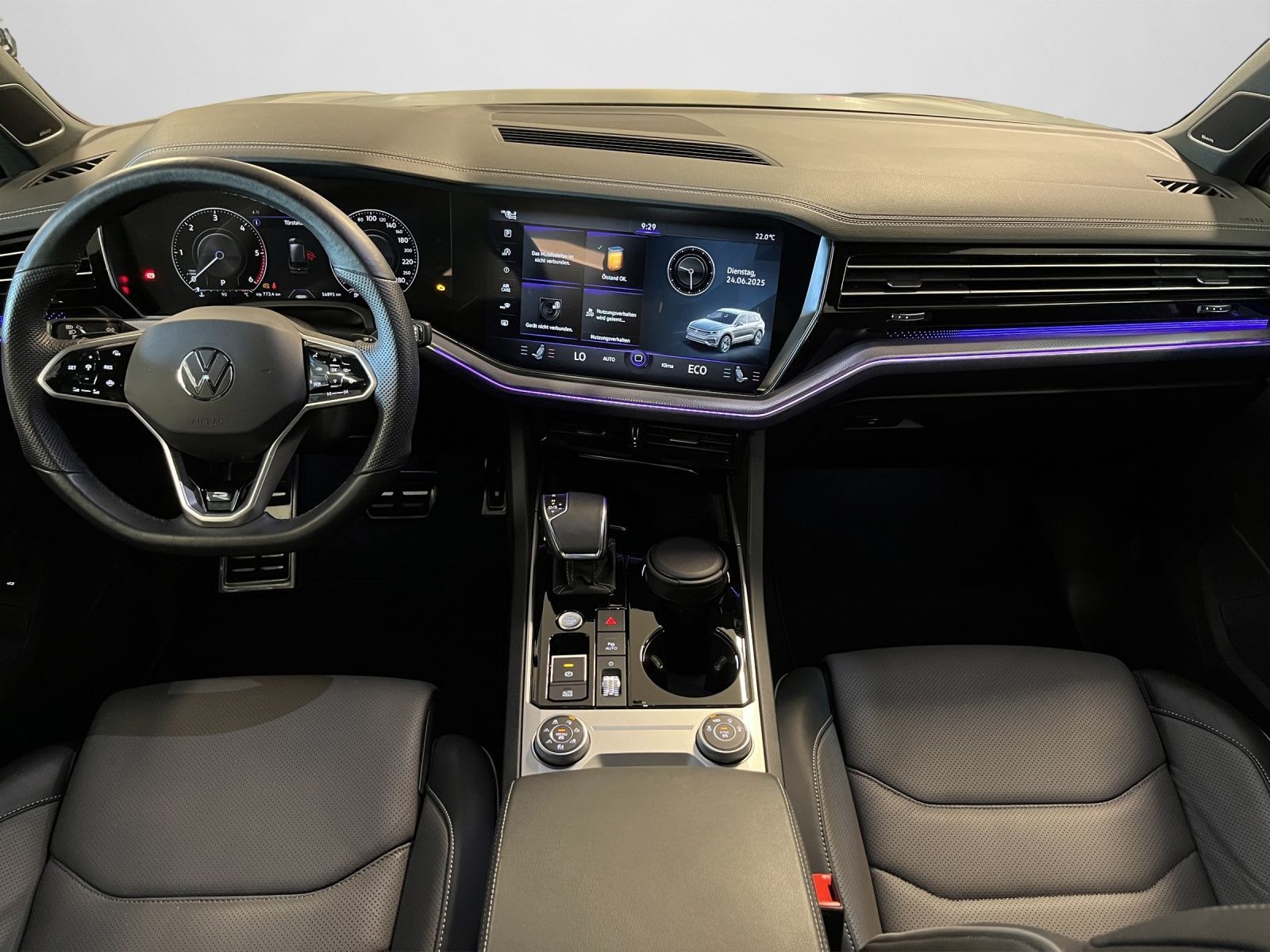 Volkswagen Touareg 3.0 TDI R-Line - Samsaru's Car Outlet