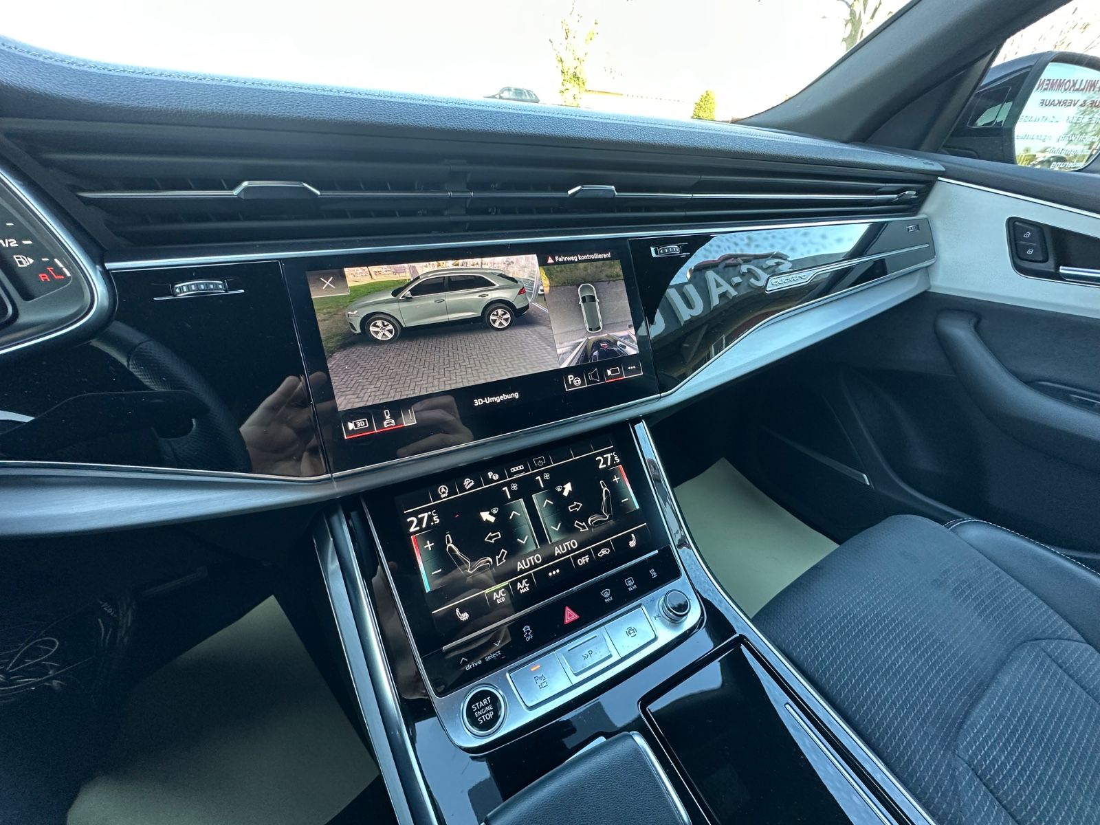 Audi Q8 50 TDI quattro S-LINE - Samsaru's Car Outlet