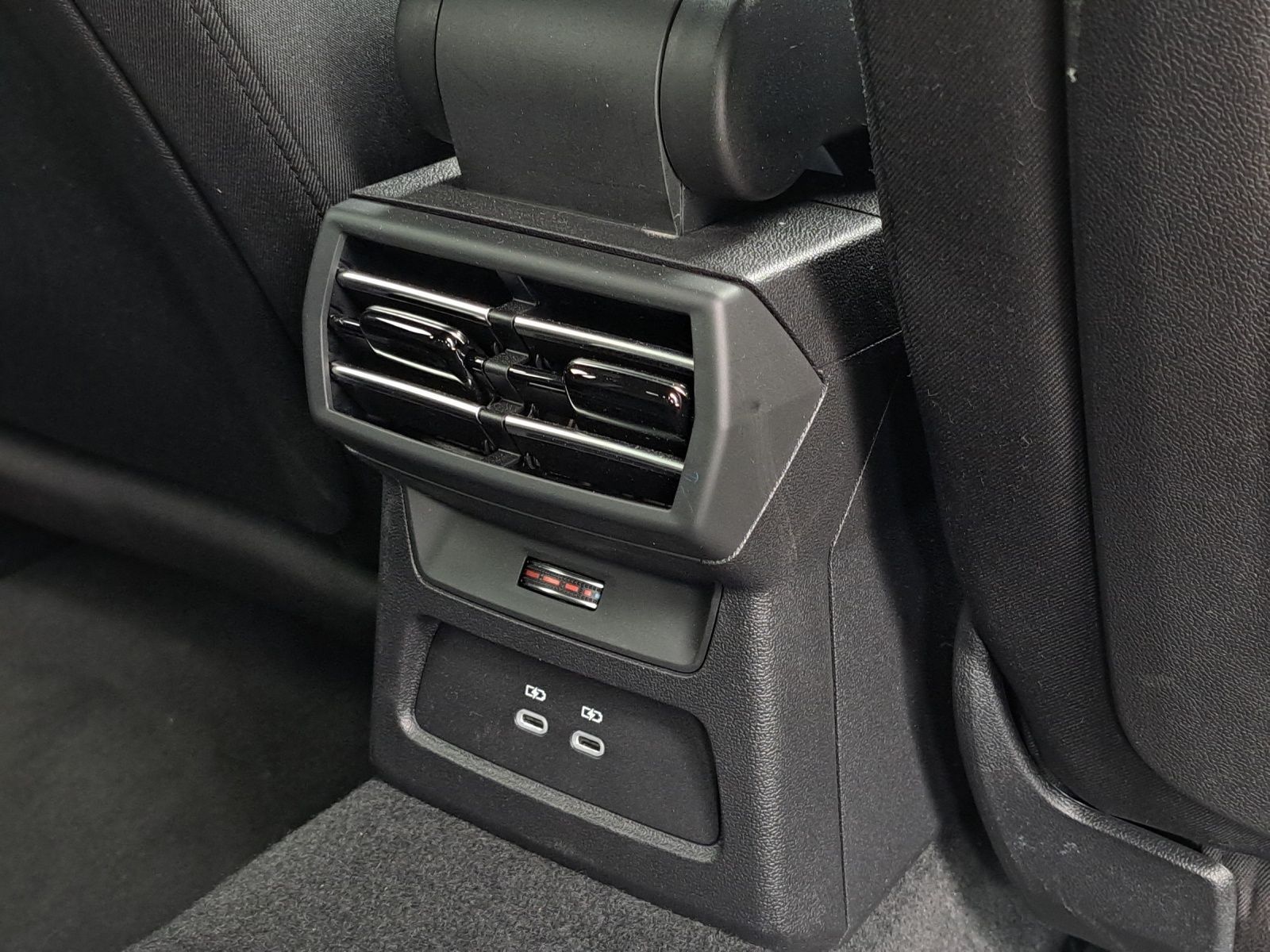 Audi A3 Sportback advanced 35 TDI - Samsaru's Car Outlet