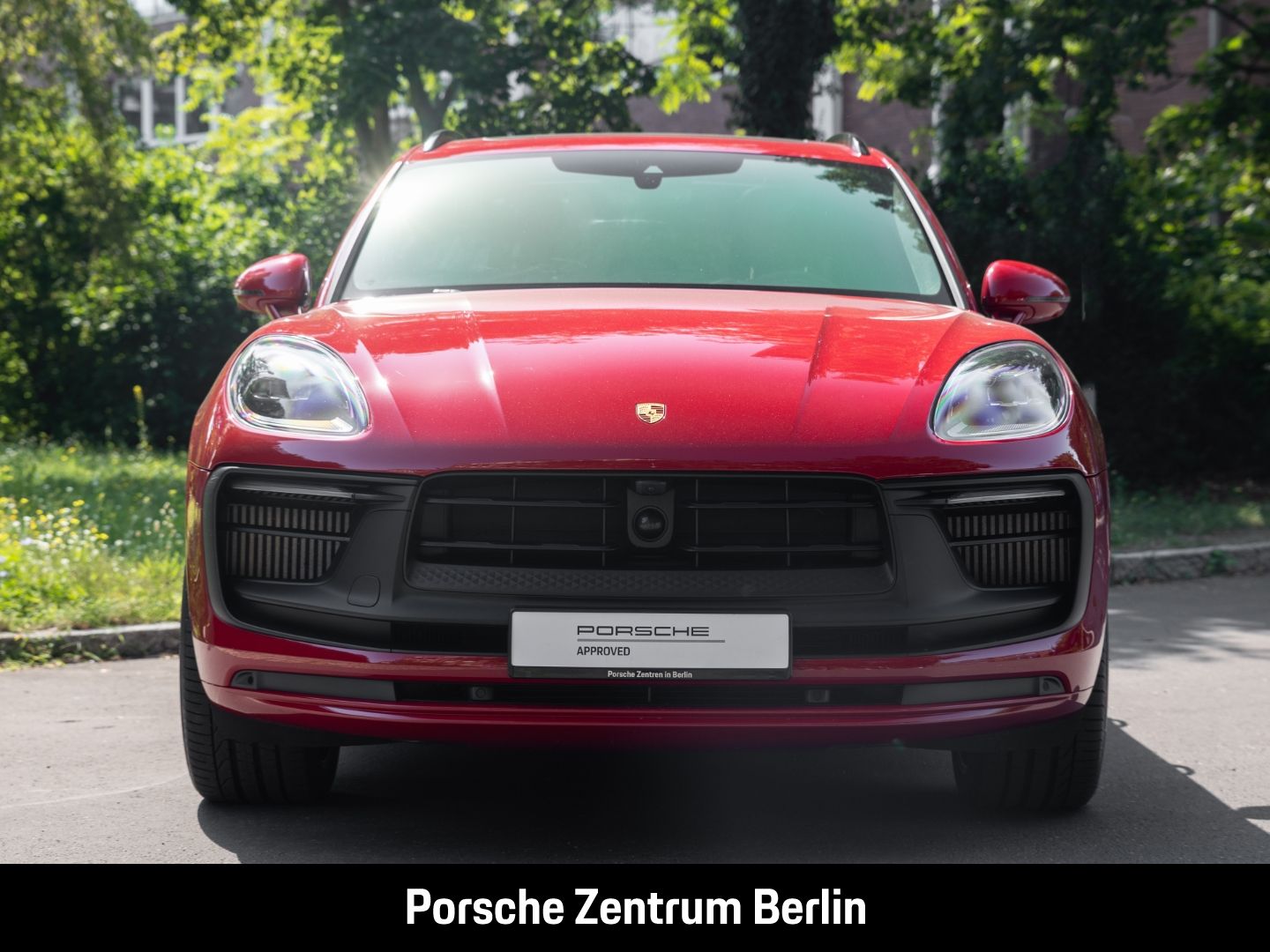 Porsche Macan GTS Karminrot Sportabgasanlage Panorama