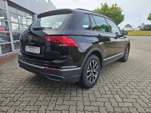 Volkswagen Tiguan 2.0 TDI Life - Samsaru's Car Outlet