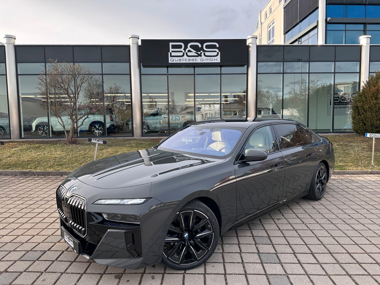 BMW 740 d xDrive M Sport GranLusso,B&W,FondEnt,AutoT