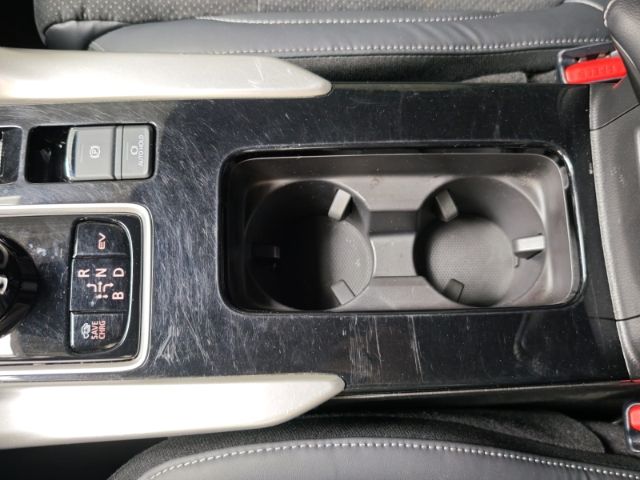 Mitsubishi Eclipse Cross Mitsubishi Plug-In Hybrid Plus Sel