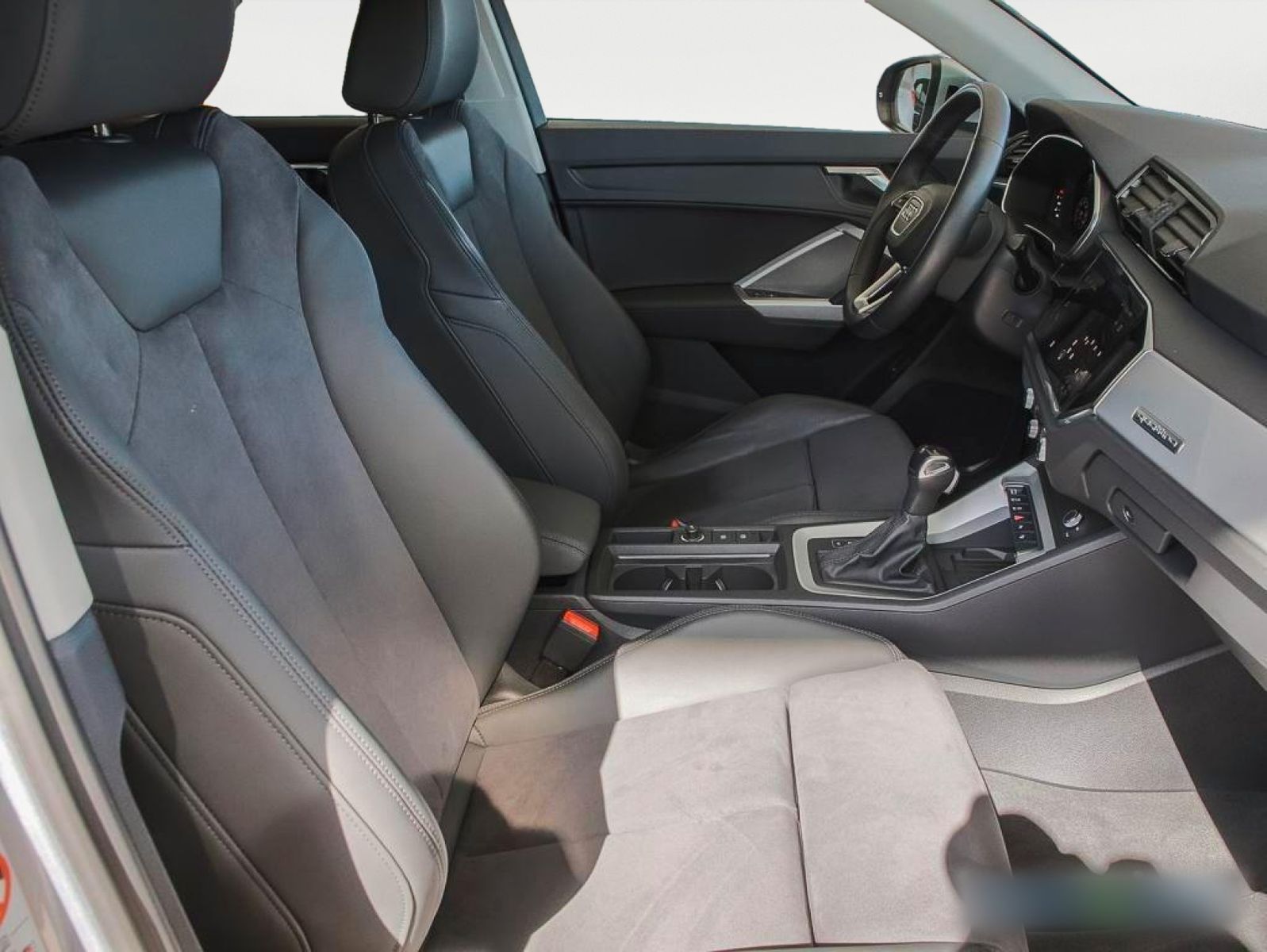 Audi Q3 Sportback 40 TDI - Samsaru's Car Outlet