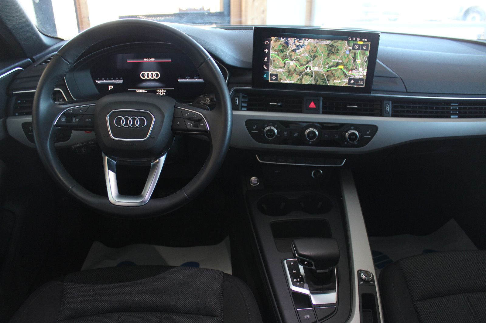 Audi A4 Avant 40 TDI S tronic S line sport - Samsaru's Car Outlet
