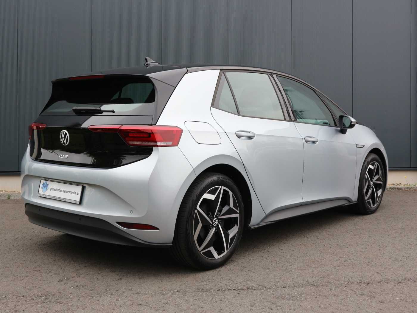 Volkswagen ID.3 Pro S 77kWh - Samsaru's Car Outlet