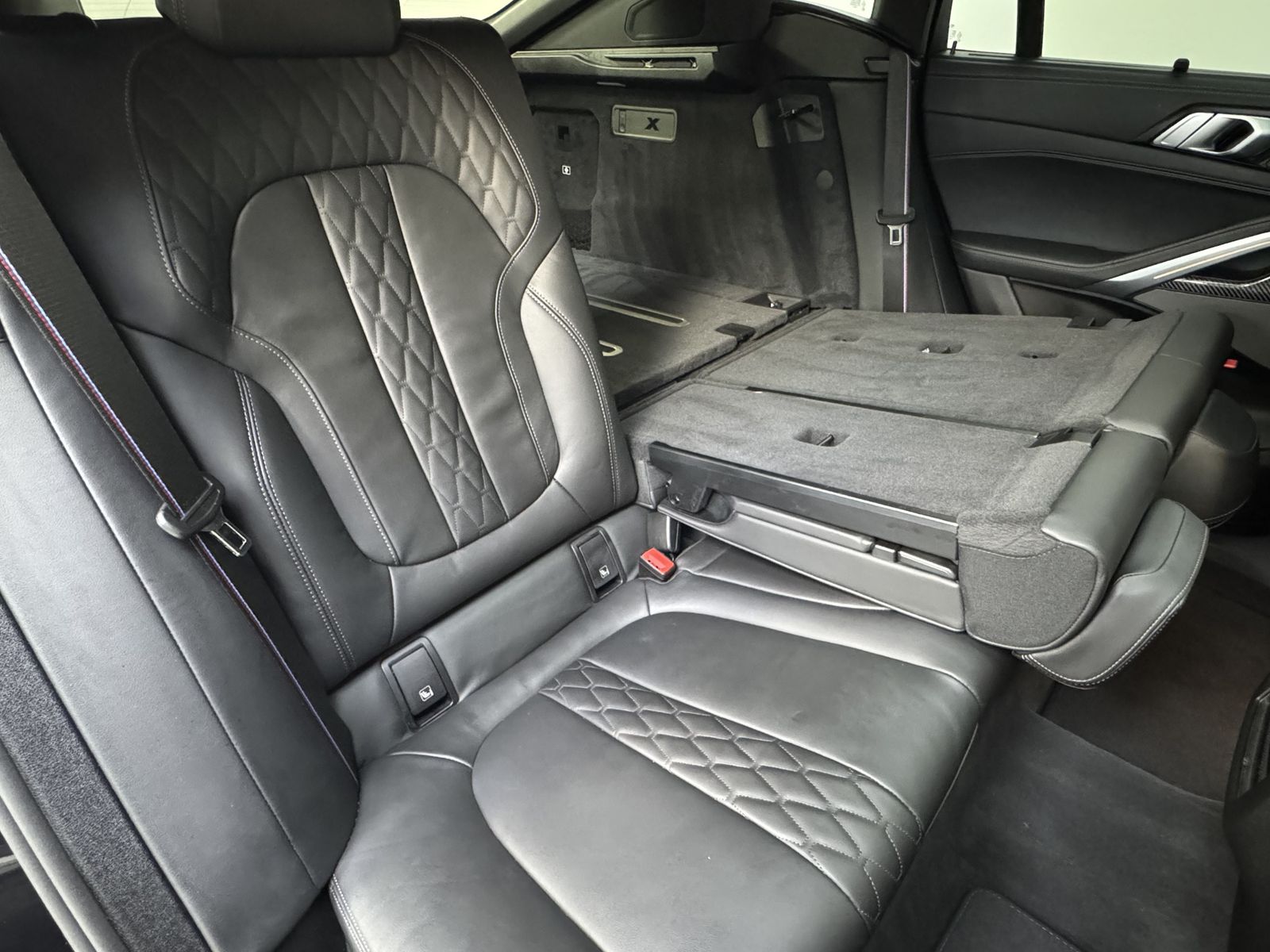BMW X6 xDrive40d M Sport Pro - Samsaru's Car Outlet