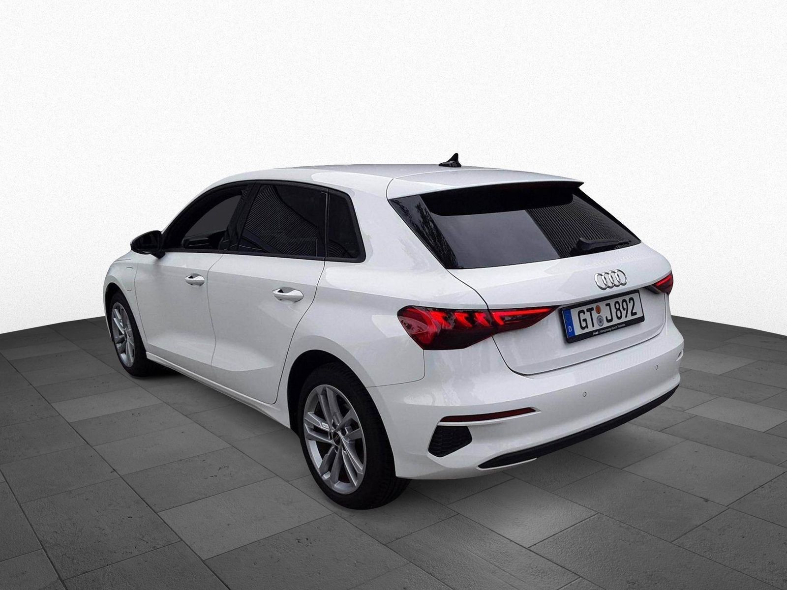 Audi A3 Sportback TFSI e 40 S tronic - Samsaru's Car Outlet