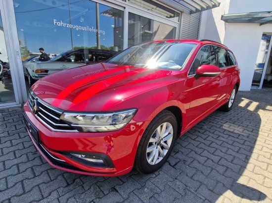 Volkswagen Passat Variant 2.0 TDI Business DSG - Samsaru's Car Outlet