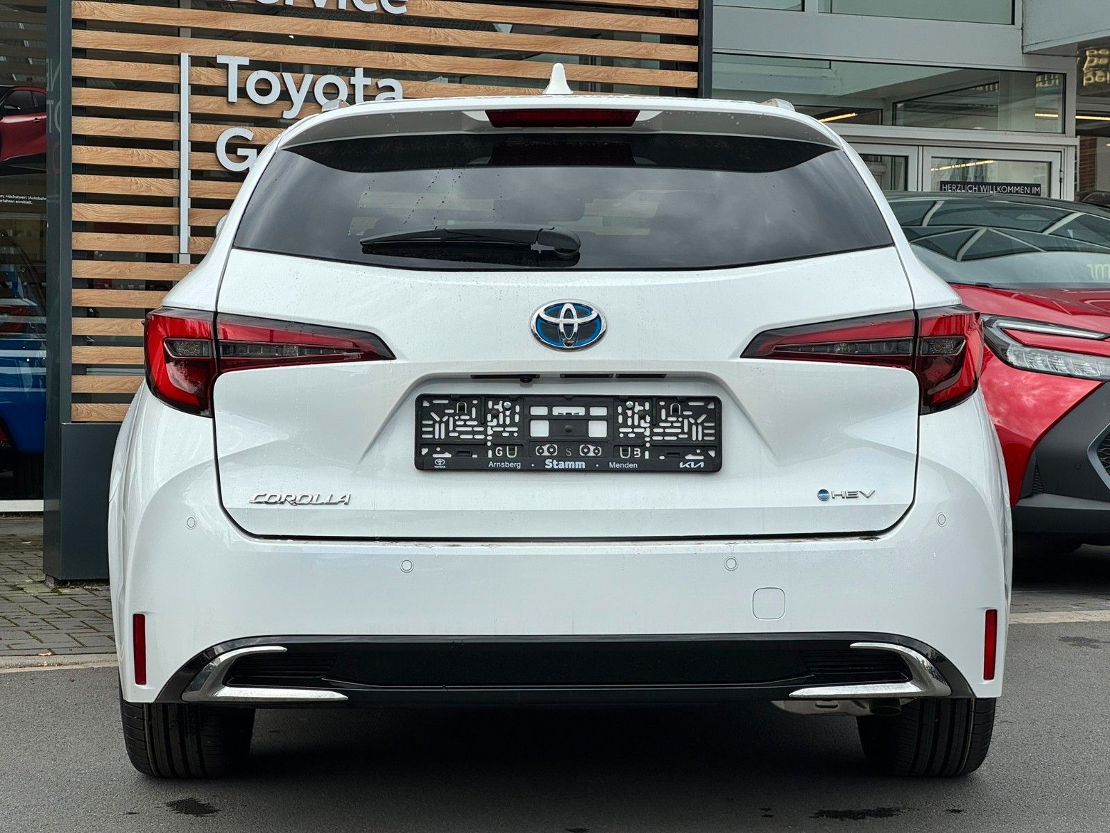 Toyota Corolla 2.0l Teamplayer | el. Heckklappe | LED