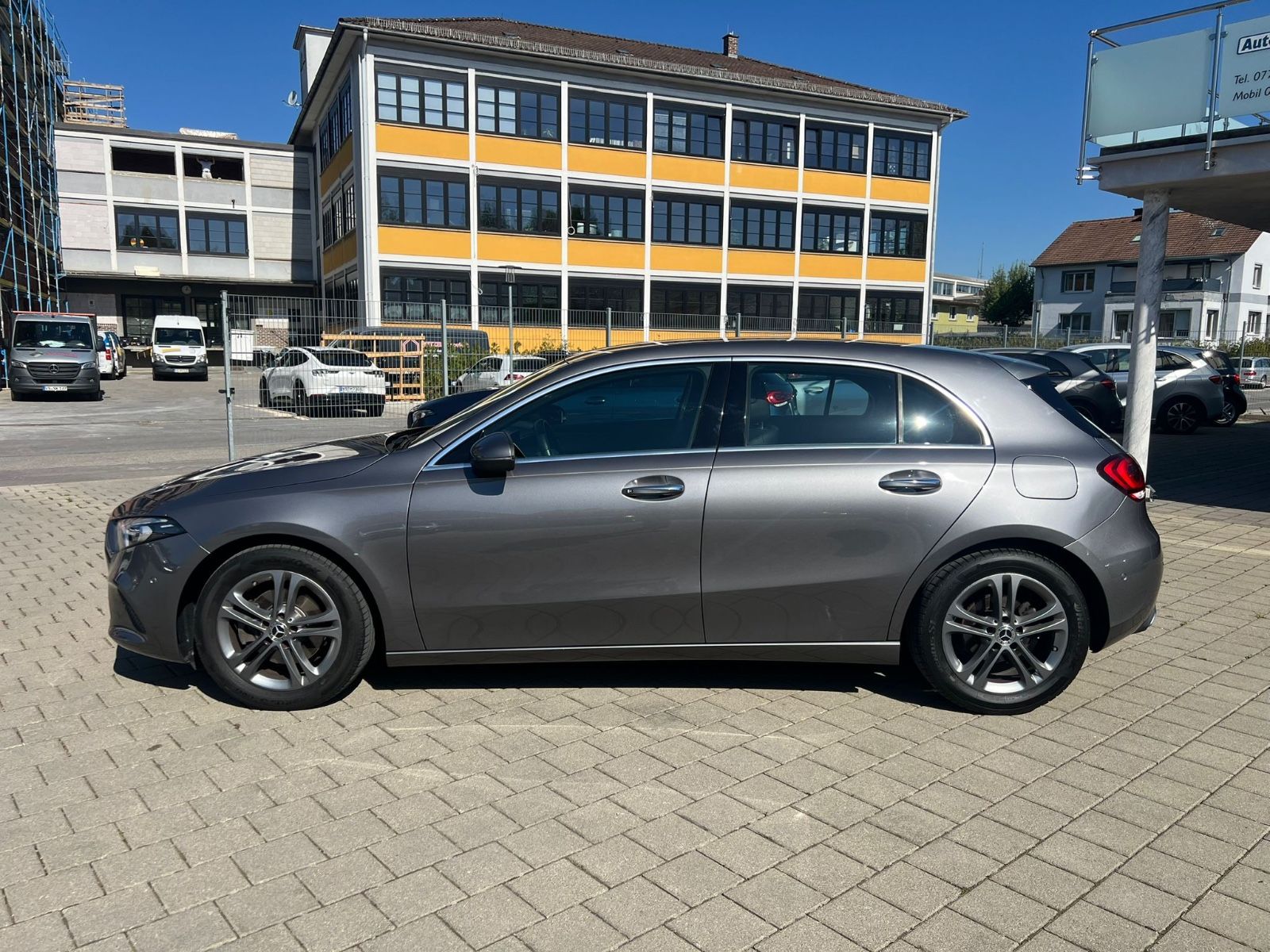 Mercedes-Benz A 200 - Samsaru's Car Outlet