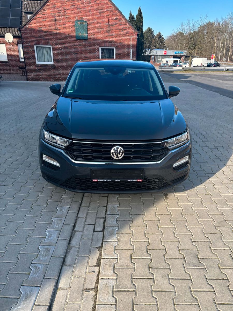 Volkswagen T-Roc - Samsaru's Car Outlet