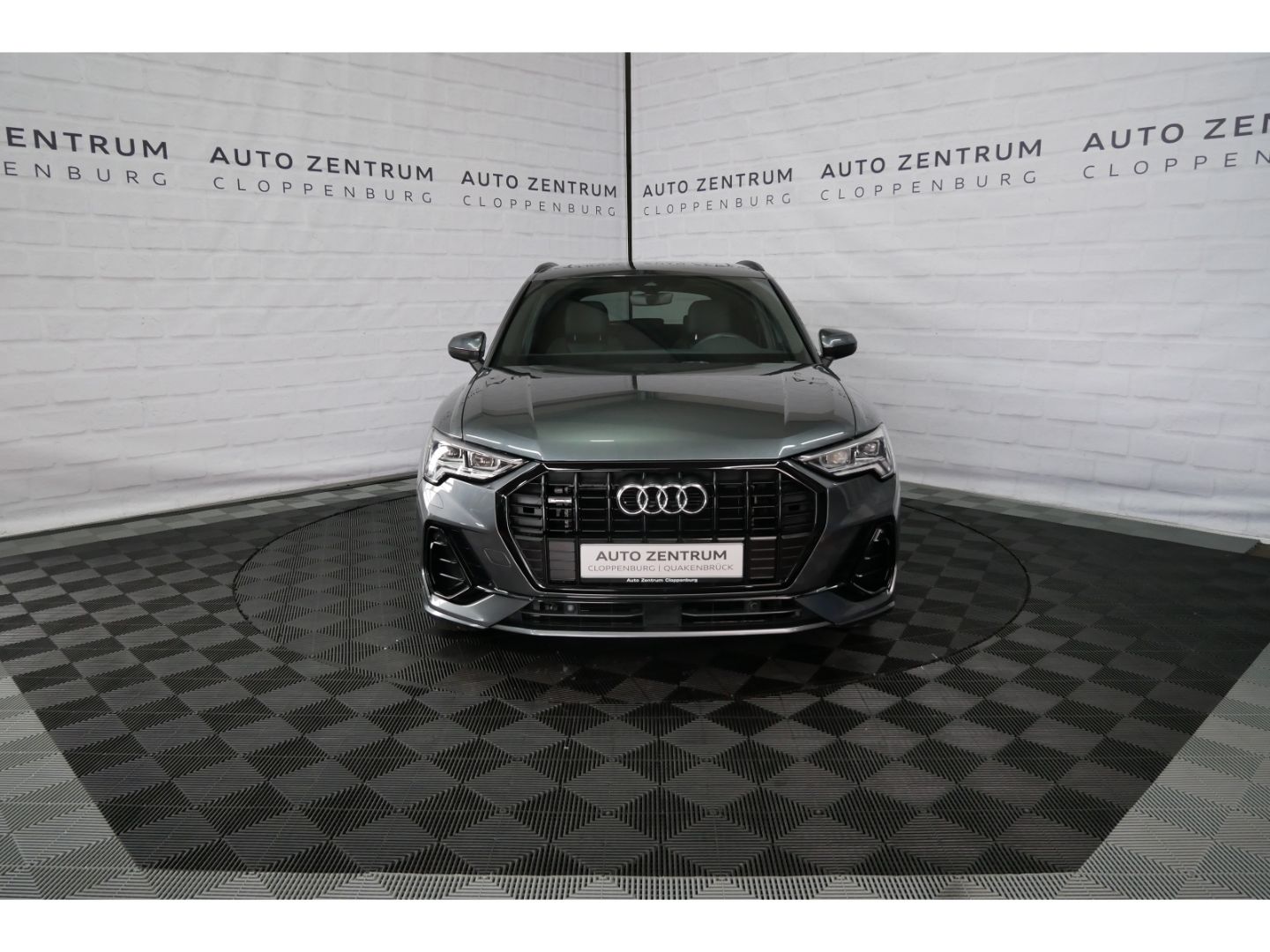 Audi Q3 40 TDI q S line - Samsaru's Car Outlet