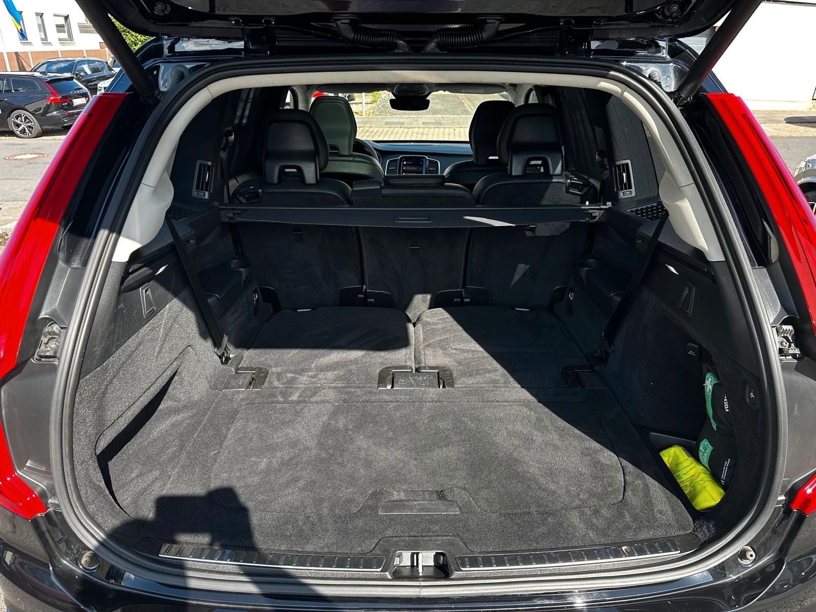 Volvo XC90 B5 AWD Ultimate 7-Sitz,AHK,360°,HUD,PANO