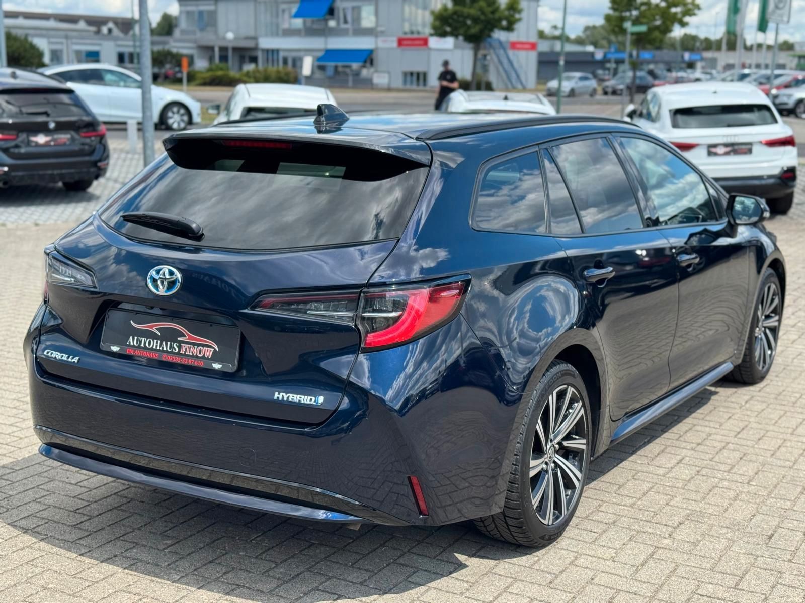 Toyota Corolla 1.8 Touring Sports Hybrid - Samsaru's Car Outlet