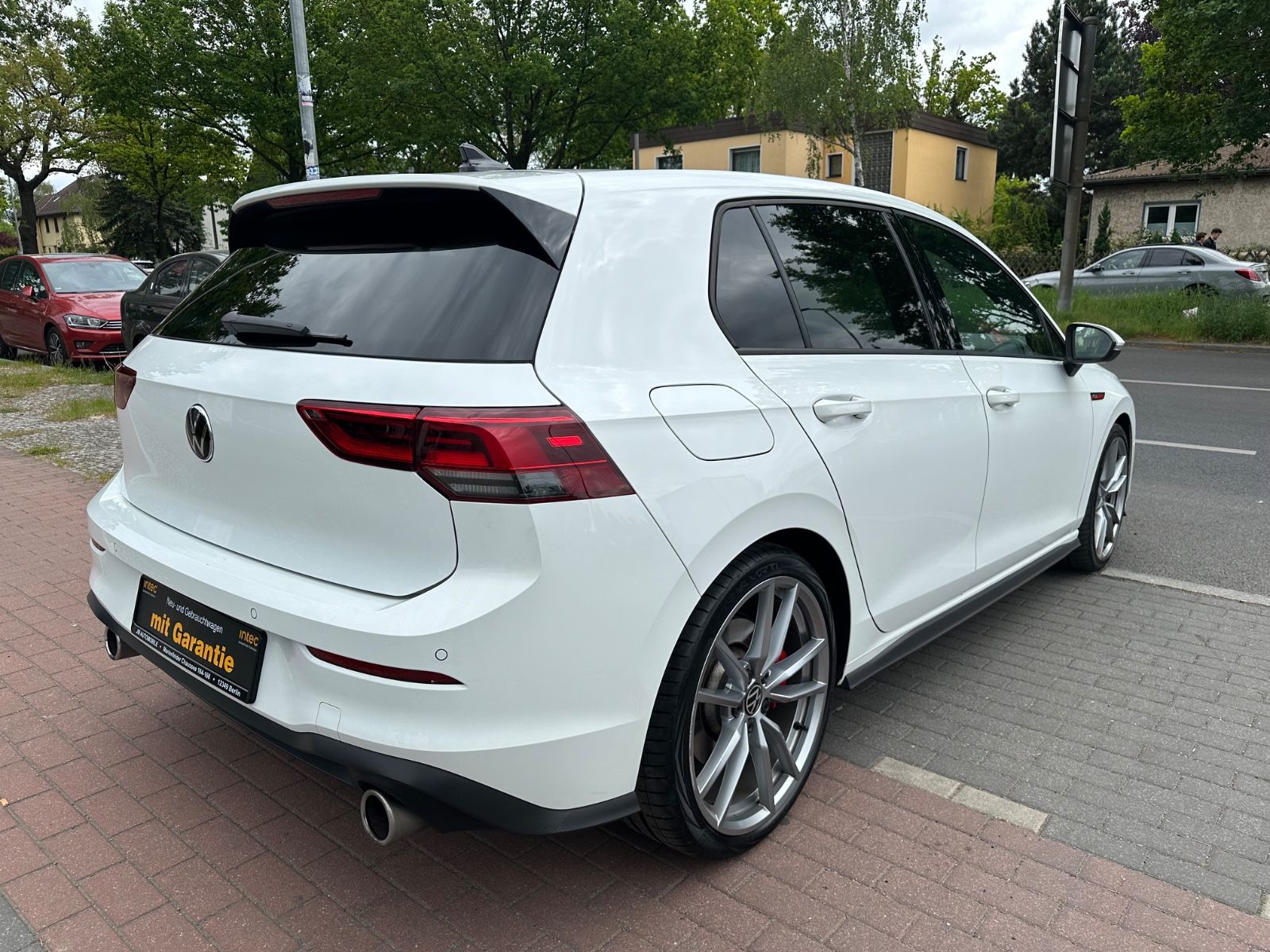 Volkswagen Golf VIII GTI - Samsaru's Car Outlet