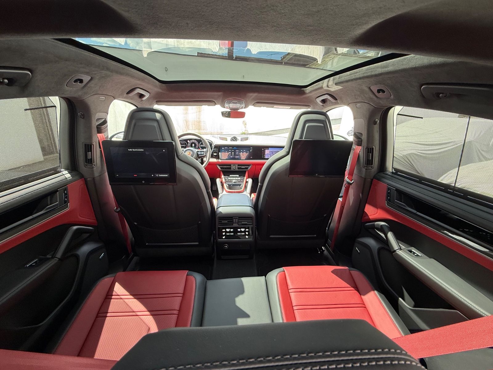 Porsche Cayenne E-Hybrid*Carbon*Hinterachslenkung*Sport*