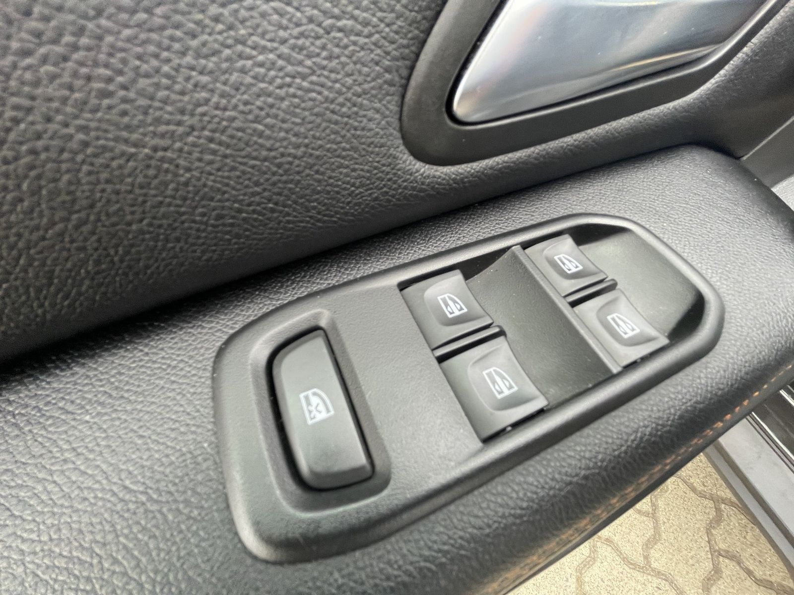 Dacia Duster Extreme Tce 100 eco-G - Samsaru's Car Outlet