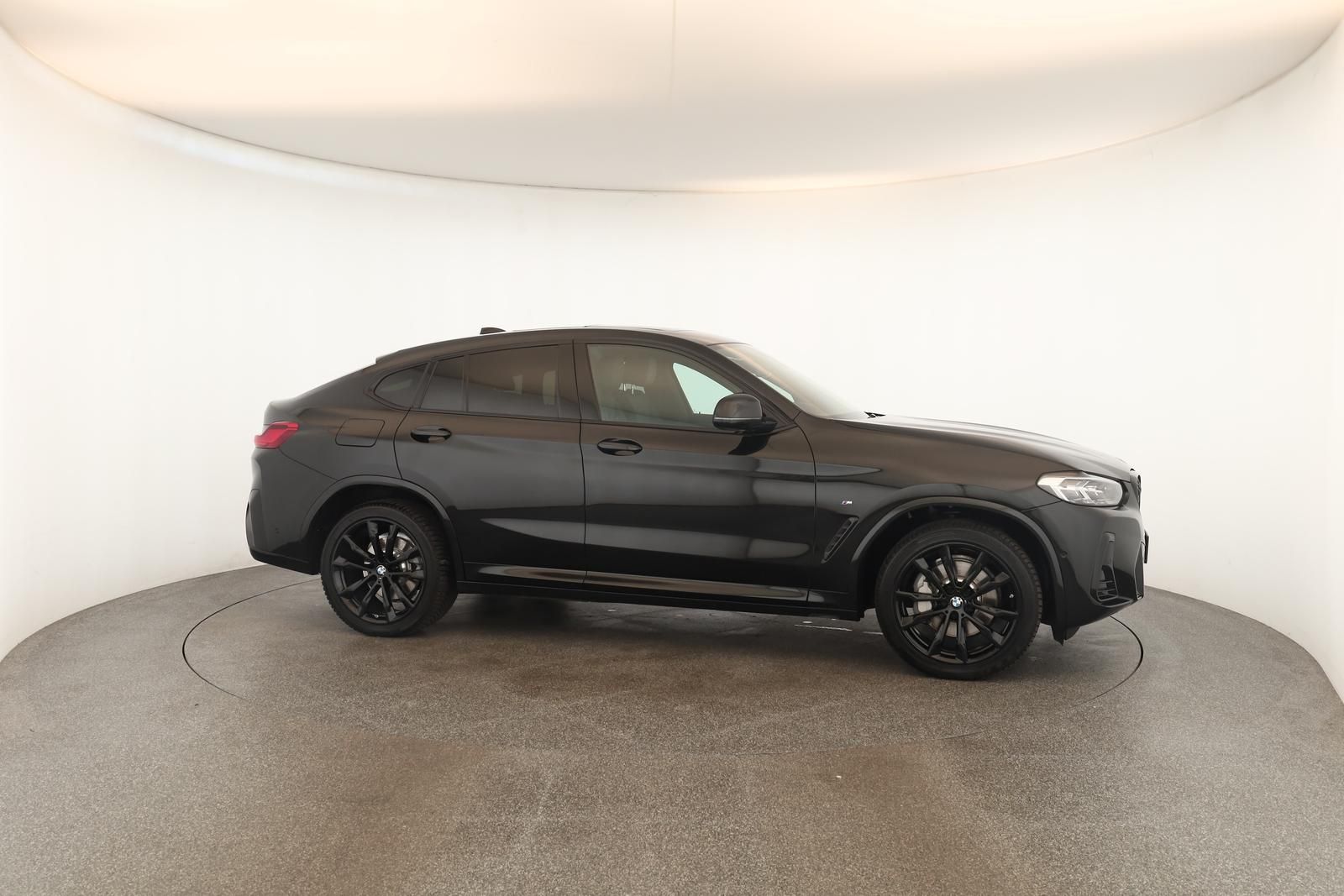 BMW X4 xDrive30d M Sport Matrix Pano NaviPro ACC AHK