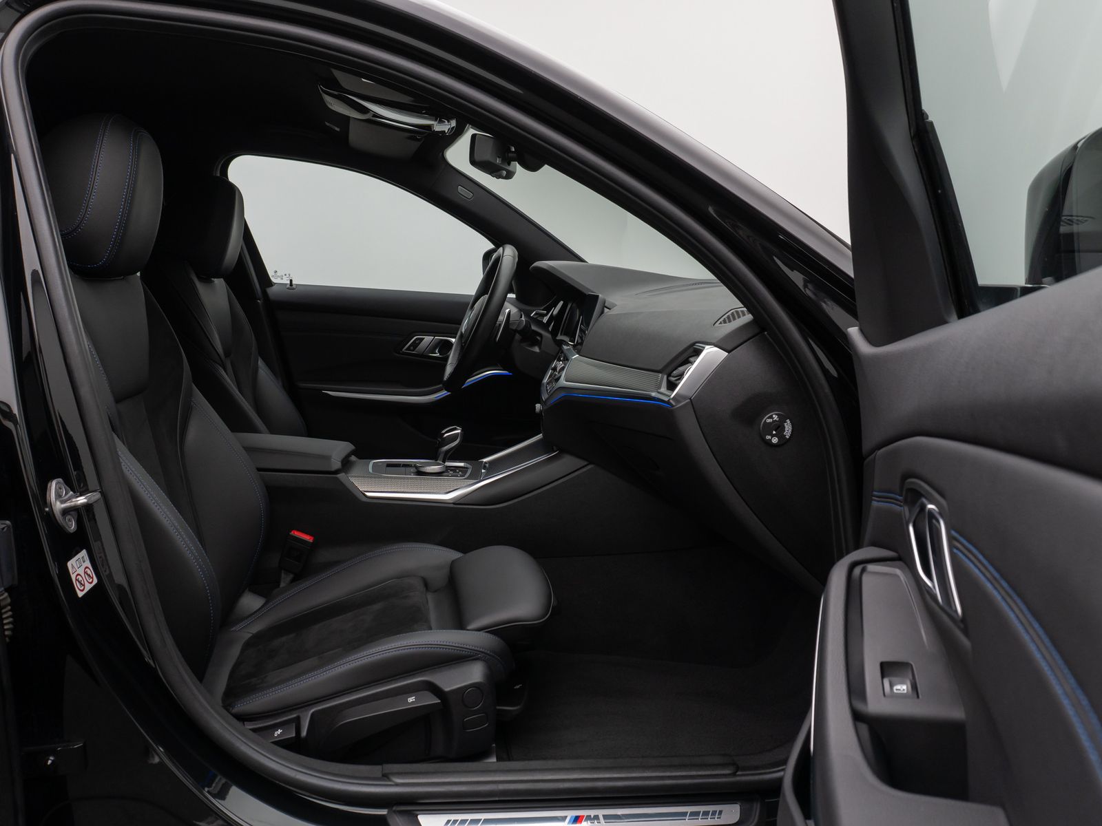 BMW 320d M Sport - Samsaru's Car Outlet