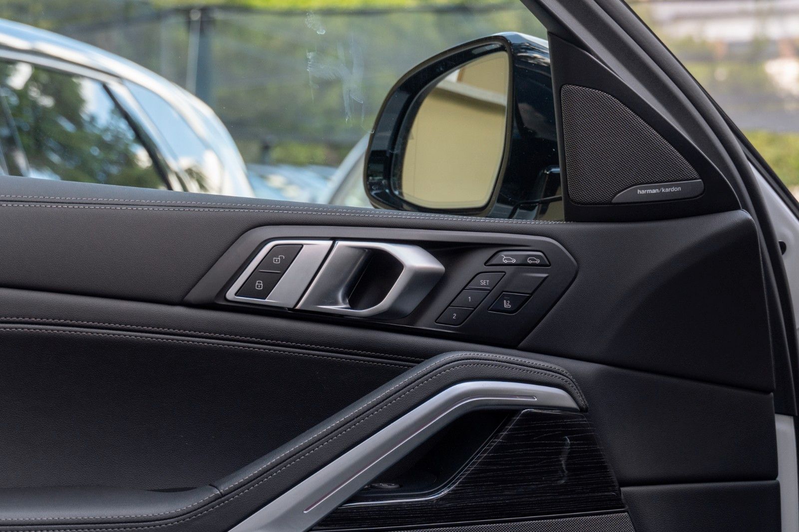 BMW X6 40d M SPORT.SOFTCLOSE.SKY.DR.ASS.H/K.360°.AHK