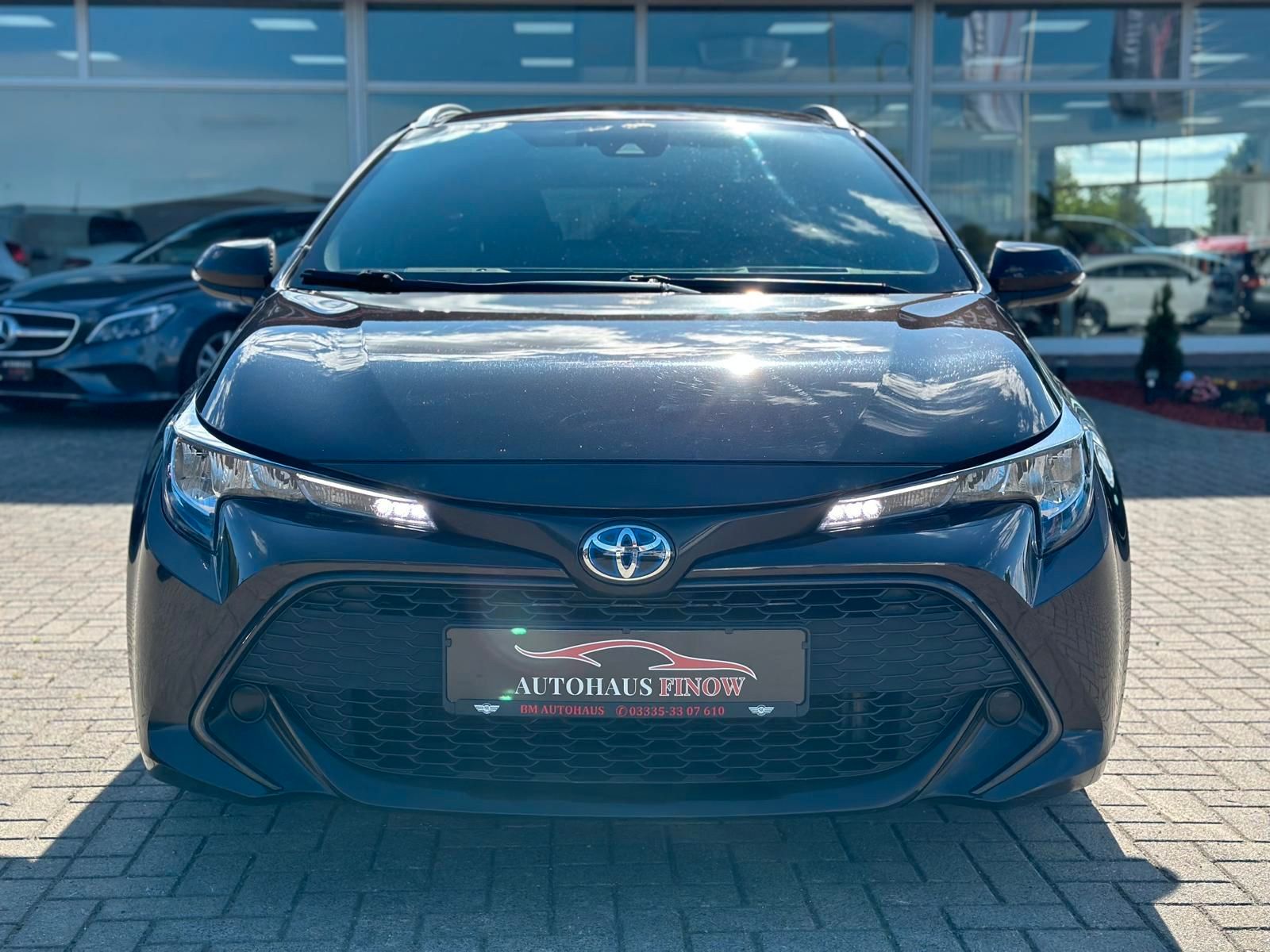 Toyota Corolla 1.8 Touring Sports Hybrid - Samsaru's Car Outlet