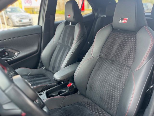 Toyota Yaris Cross 1.5 Hybrid GR Sport - HEAD., elektr.
