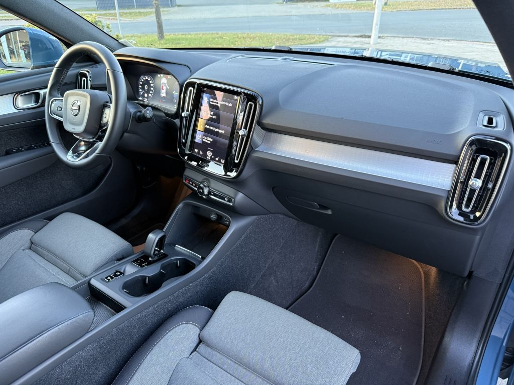 Volvo XC40 T4 Recharge DKG Core