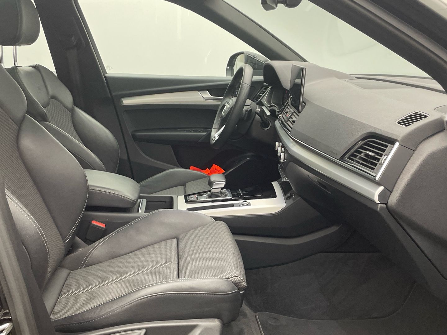 Audi Q5 S line 35TDI - Samsaru's Car Outlet