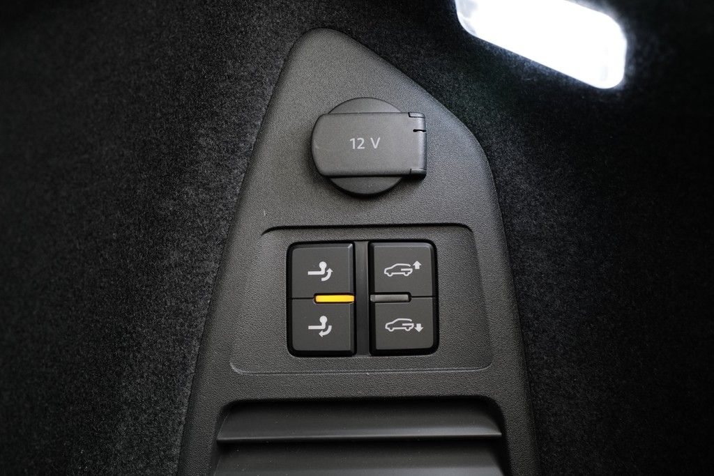 Volkswagen Touareg 3.0TDI R-Line BlackStyle Allradlenk StdH
