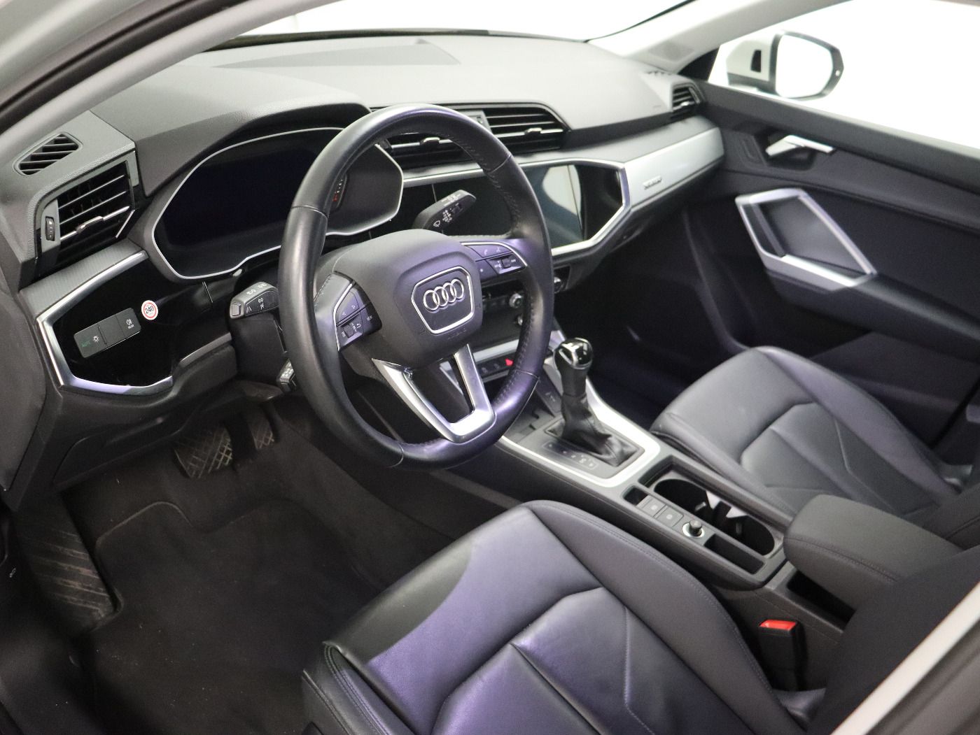 Audi Q3 Sportback 45 TFSI quattro S tronic - Samsaru's Car Outlet