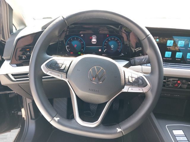 Volkswagen Golf VIII Life 1.5 e TSI - Samsaru's Car Outlet
